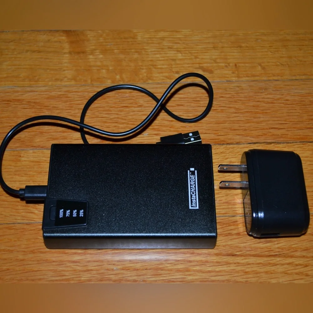 InstaCHARGE Portable Power Bank with Case